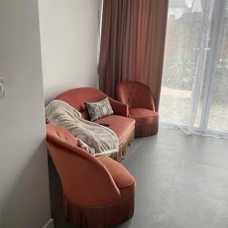 Petit Maison *
