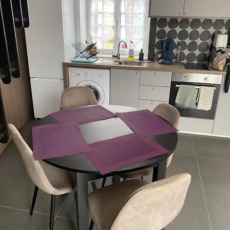 Petit Maison *
