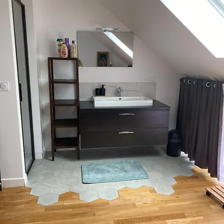 Petit Maison