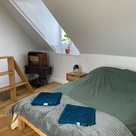 Petit Maison *